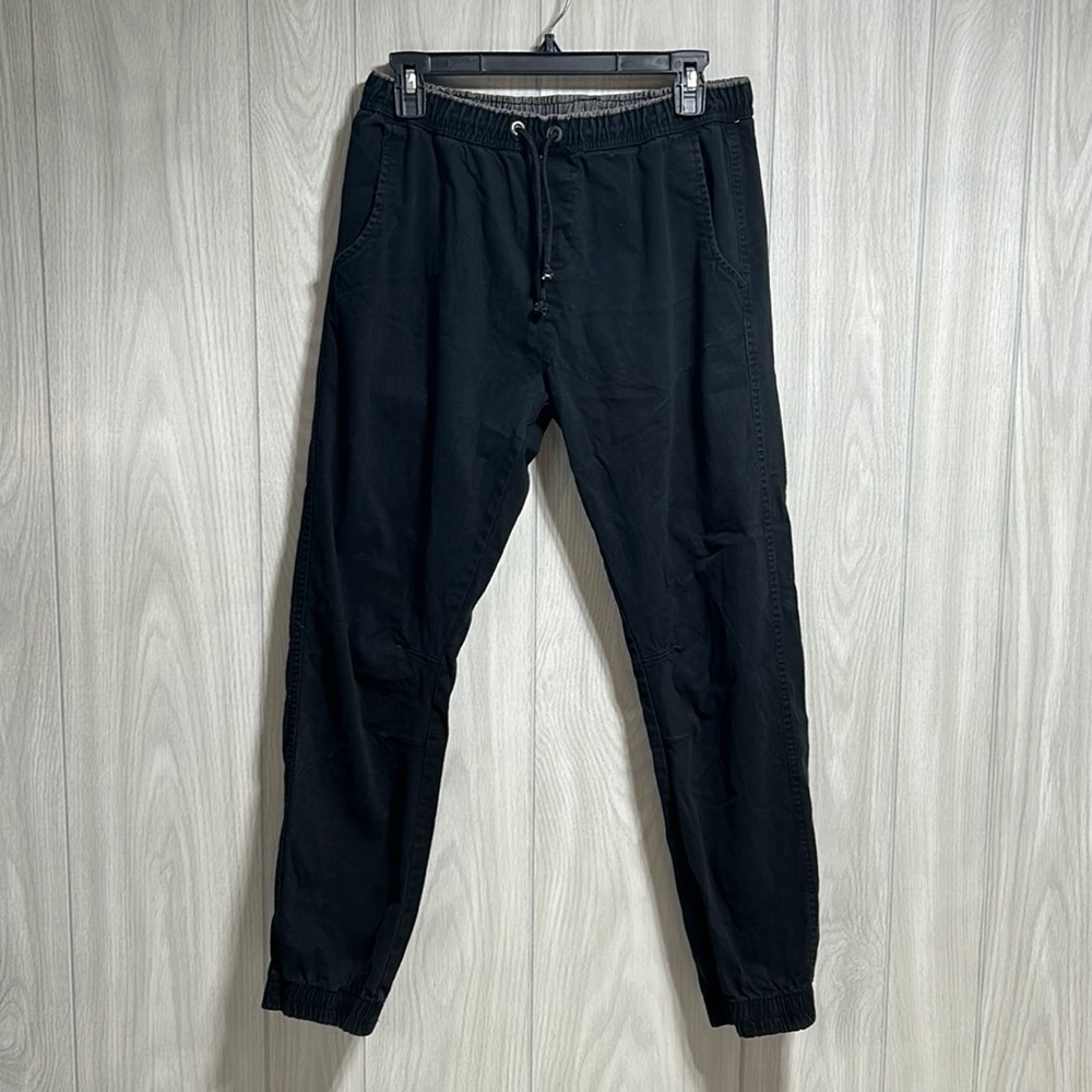 Swiss Cross black stretch men’s pants size medium